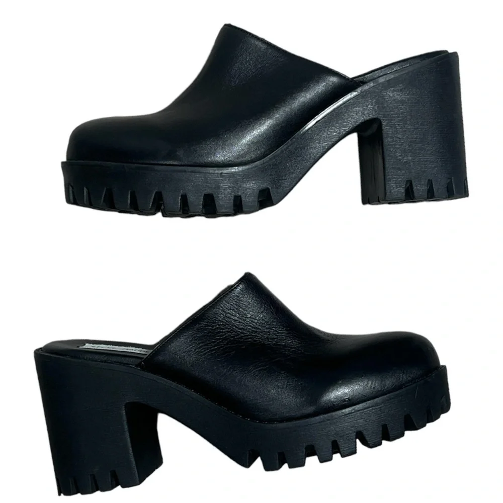 Steve Madden Black Platform Mules - Picture 4 of 13